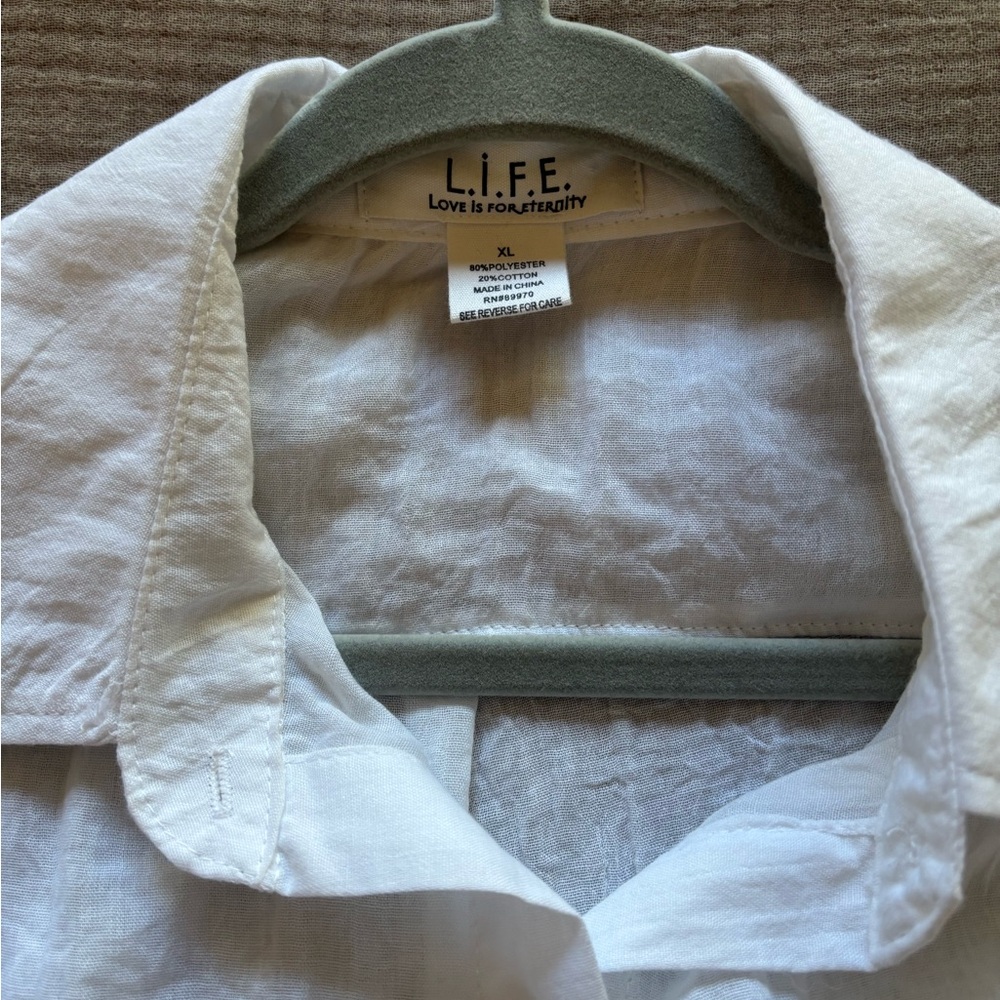 White Button-Up Blouse - Picture 5 of 5